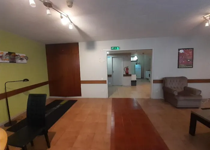 City Drops Hostel Aparthotel