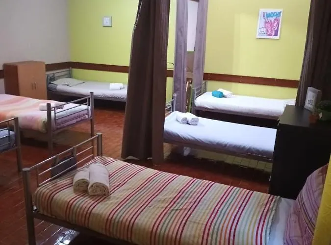 City Drops Hostel Aparthotel