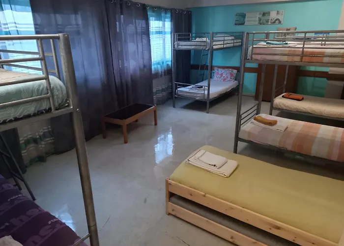 City Drops Hostel Aparthotel *