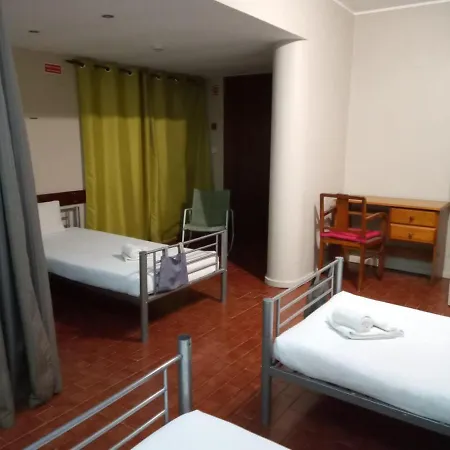 Aparthotel City Drops Hostel