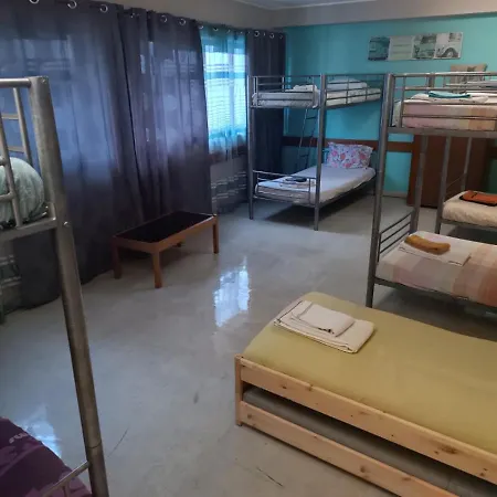 City Drops Hostel Aparthotel *